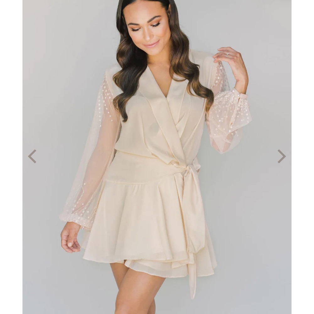 Bridal Robe! - Picture 6 of 8